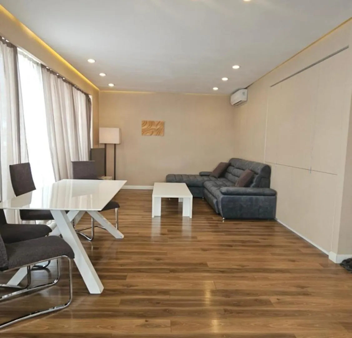 Zen Sunset Loft Apartment Bucharest