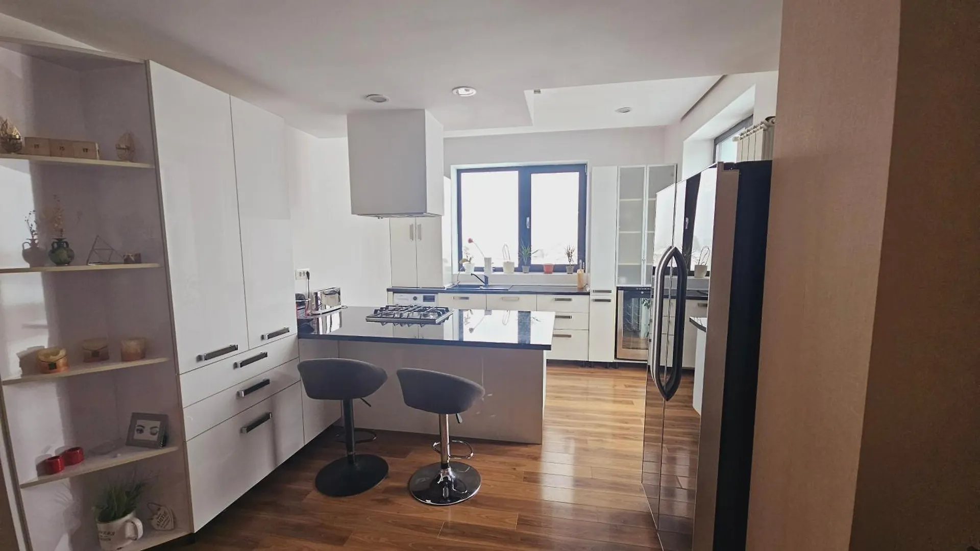 Zen Sunset Loft Apartment Bucharest